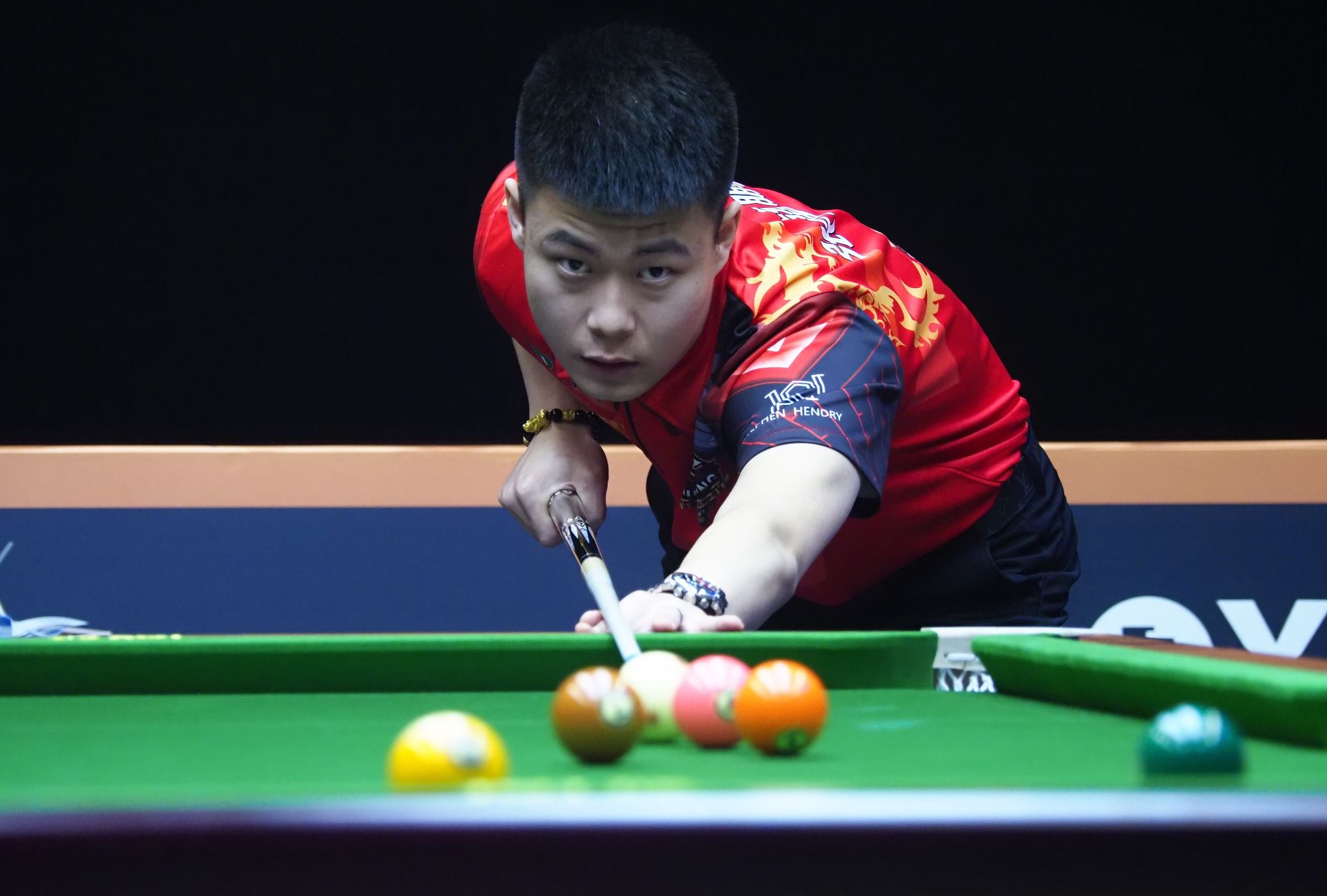 年轻球员提 年轻球员提