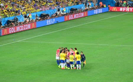 而完全自由 而完全自由